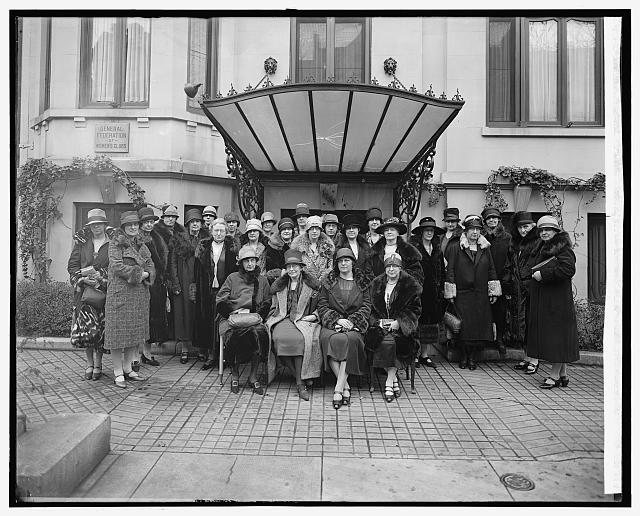 members of the general federation of women's clubs in the 1920s